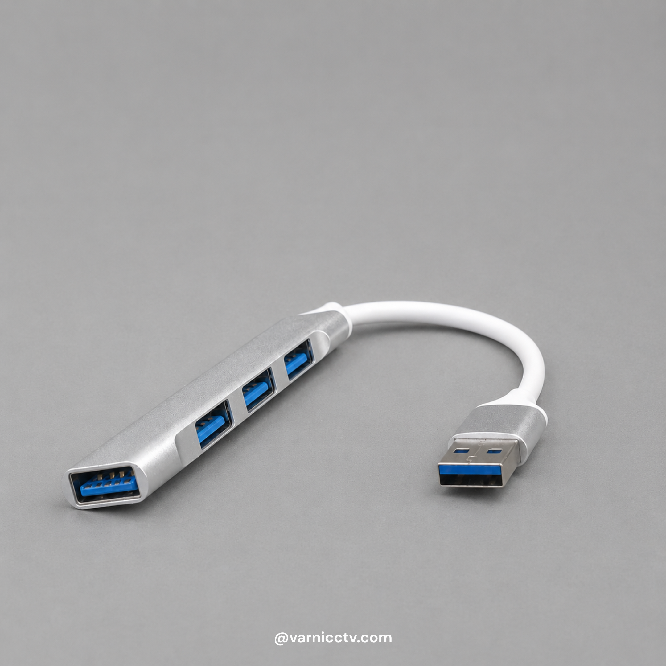 2 Premium 4-Port USB 3.0 High-Speed Aluminium Hub - Image 1